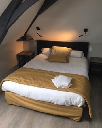 Le Relais Ξενοδοχείο Saint-Quentin-les-Anges Εξωτερικό φωτογραφία