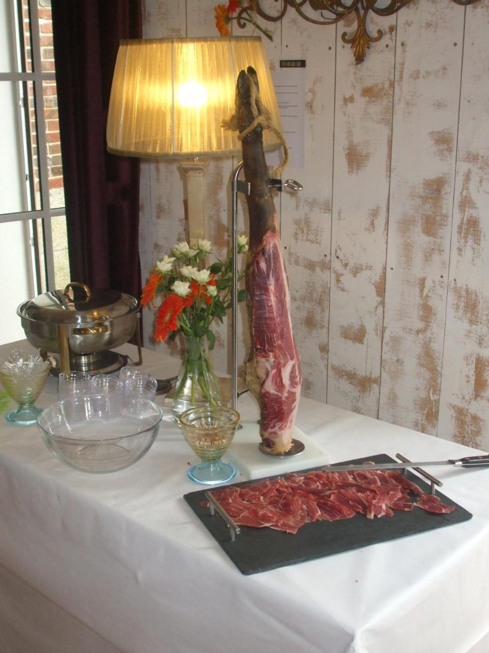 Le Relais Ξενοδοχείο Saint-Quentin-les-Anges Εξωτερικό φωτογραφία
